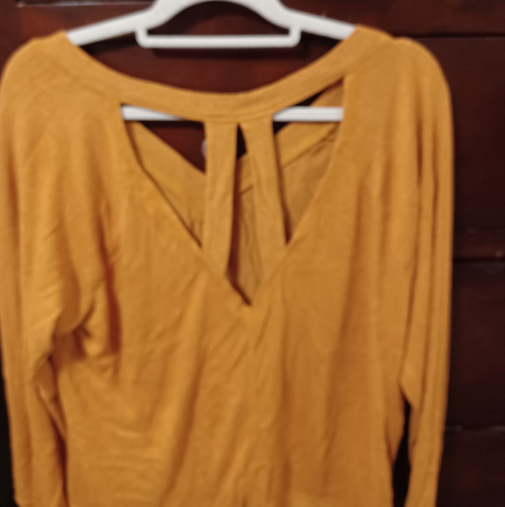 Sweater - Picture 2 of 2